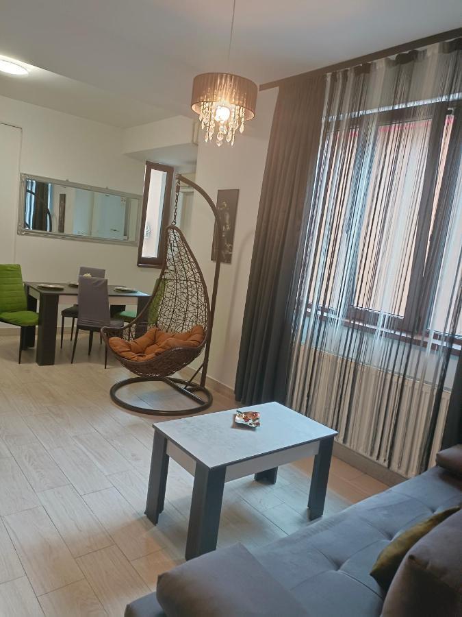 דירות Năvodari Apartament Ella T2 מראה חיצוני תמונה