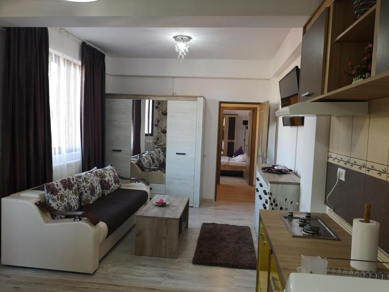 דירות Năvodari Apartament Ella T2 מראה חיצוני תמונה